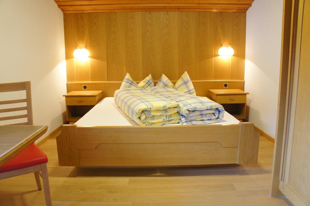 Arina Apartments Samnaun Rum bild